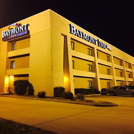 Baymont By Wyndham Paducah Hotel Exterior photo